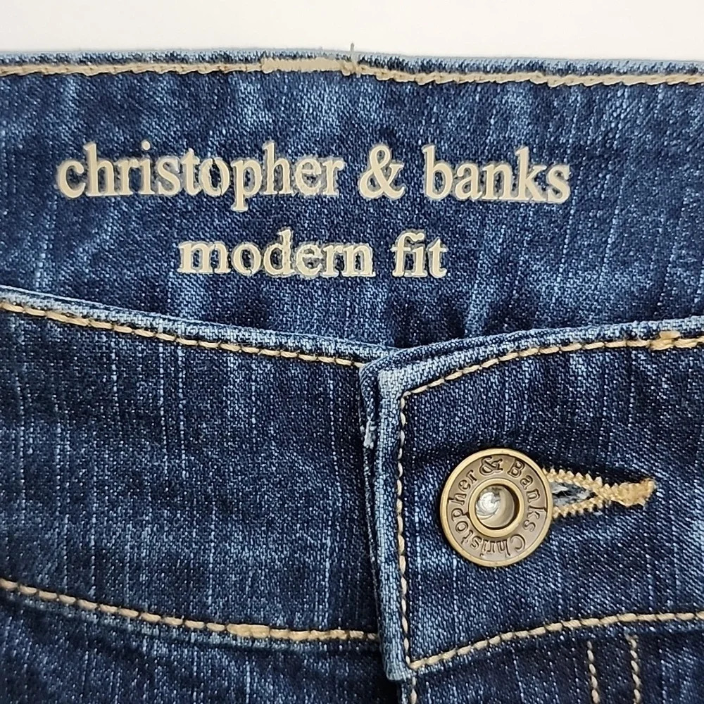 Christopher  & Banks Women's Modern Fit Boot Cut Blue Denim Jeans Size 8 - Picture 5 of 14